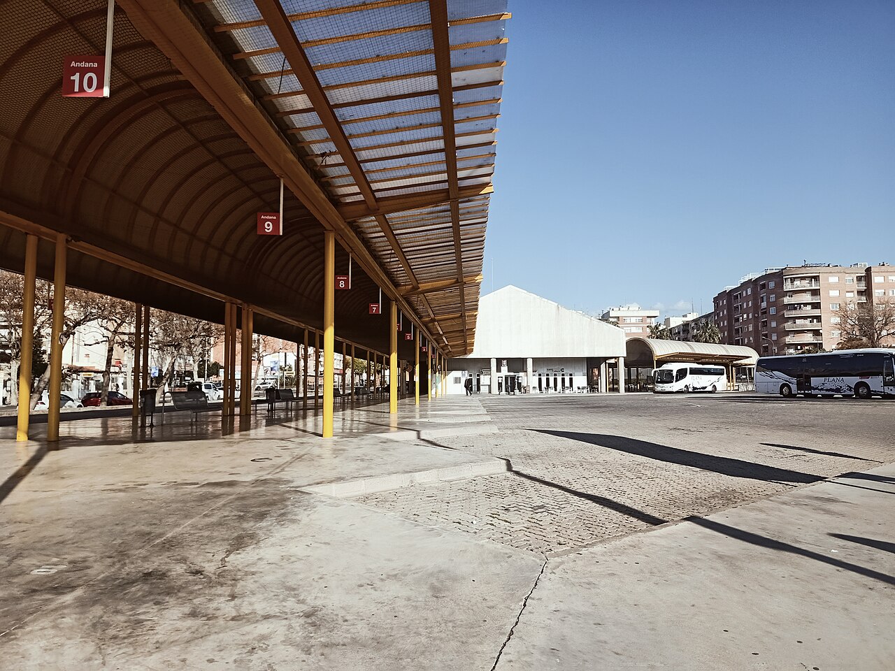Estación de autobús de Reus [CC Foto: Pitxiquin/Wikimedia Commons]