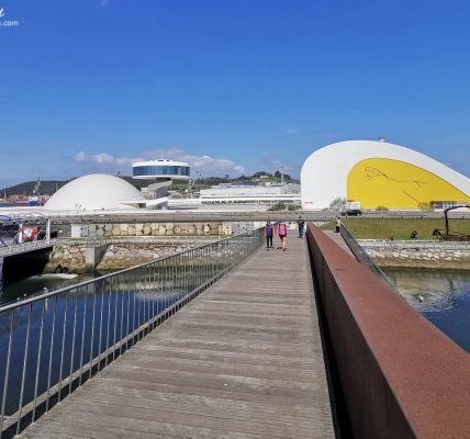 Los mejores consejos para visitar el Centro Niemeyer en Avilés
