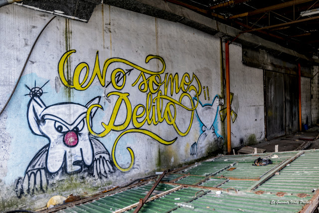 Mural 'No somos delito', Zorrozaurre - Bilbao, por El Guisante Verde Project