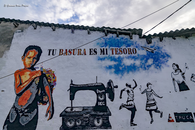 Mural 'Tu basura es mi tesoro', Zorrozaurre - Bilbao, por El Guisante Verde Project