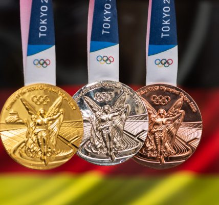 Las medallas de los Juegos Olímpicos de Tokio se fabricaron con toneladas de smartphones y portátiles reciclados