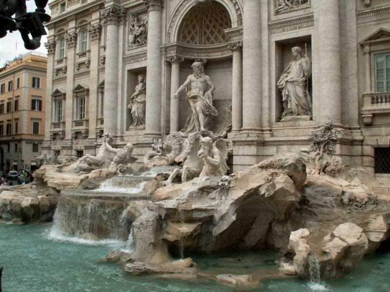 El agua que emana de la fuente viene de un manantial de más de 2000 años