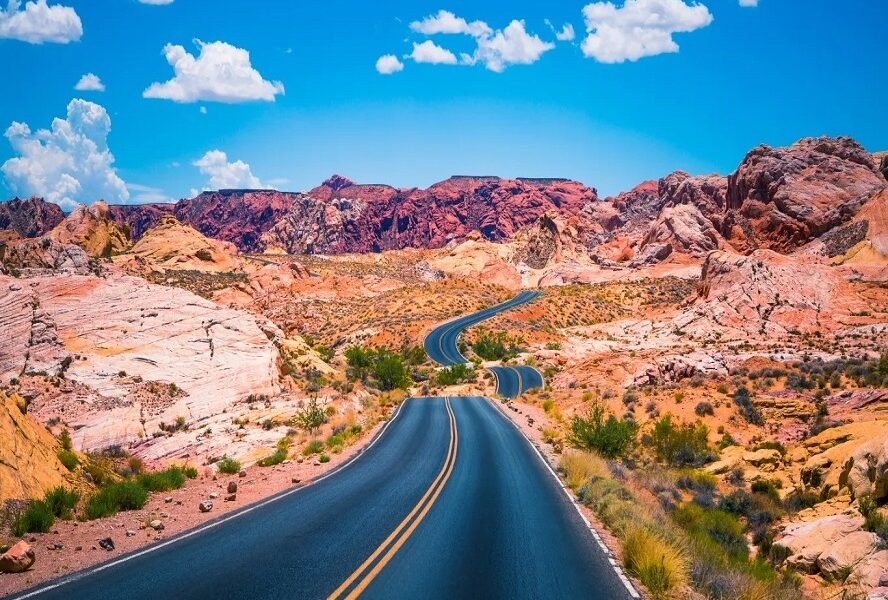 Juan Francisco de Jesús Clerico Avendaño - VINCCLER - ¡Entérate! Y las carreteras más rápidas del mundo están en - FOTO