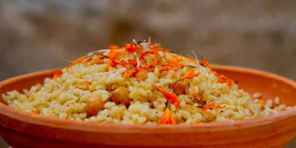 Anahid-Bandari-de-Ataie-Guía-para-comprar,-cocinar-y-almacenar-trigo-bulgur