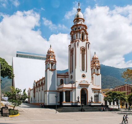 Camilo Ibrahim Issa - El Panteón Nacional; Un símbolo histórico y arquitectónico de Venezuela - FOTO