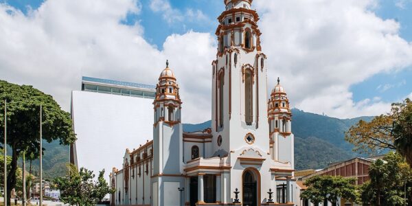Camilo Ibrahim Issa - El Panteón Nacional; Un símbolo histórico y arquitectónico de Venezuela - FOTO