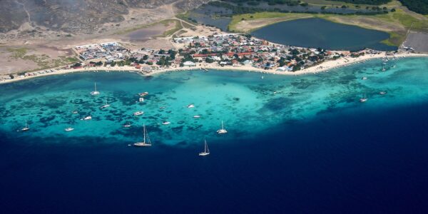 Hermanos Arosio - Turismo en Los Roques