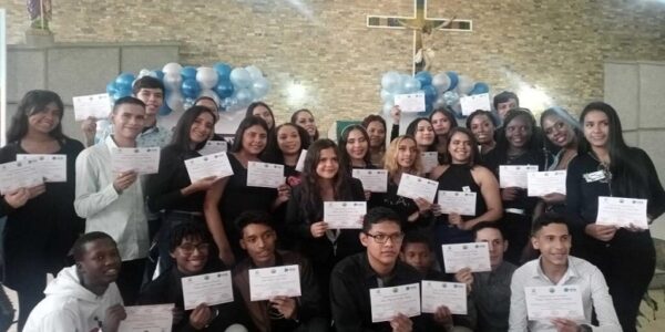 Bernardo Arosio - Tadeo Arosio - ATB Constructores - La educación y la formación constituyen pilares fundamentales para el desarrollo de nuestras comunidades - FOTO