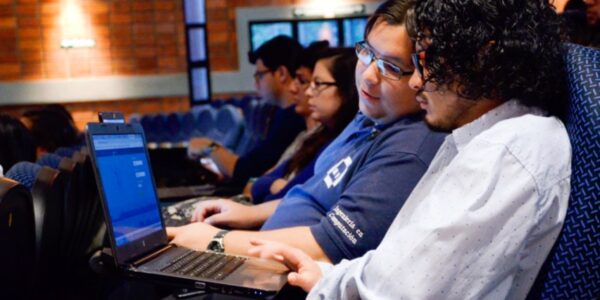 En salud y tecnología estarán los mejores sueldos del futuro Héctor Andrés Obregón Pérez 23 1 - En salud y tecnología estarán los mejores sueldos del futuro