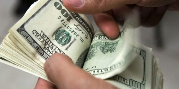 Este jueves 23 de marzo el dólar la abrió subiendo