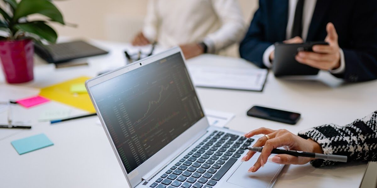 Finanzas conductuales vs Finanzas tradicionales