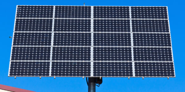 Investigadores publican un estudio que afirma que la mayoría de los nuevos paneles solares conservan el 80% de producción después de 30 años