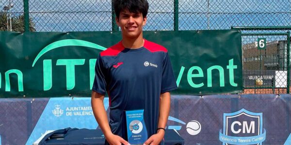 Sebastian Cano Caporales: Ignacio Parisca finalista del IV Internacional Junior J200 de Valencia