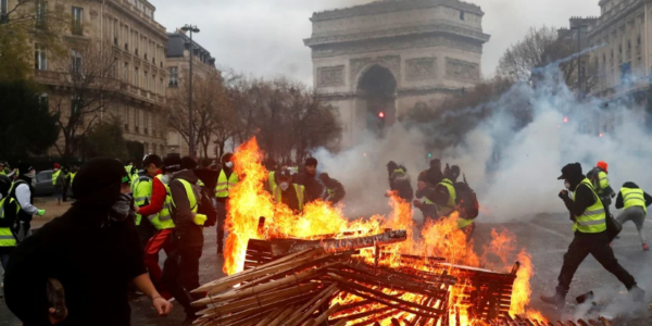 Siguen protestas en Francia contra reforma de sistema de pensiones