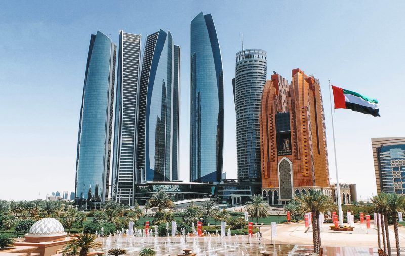 alojarse en Abu Dhabi