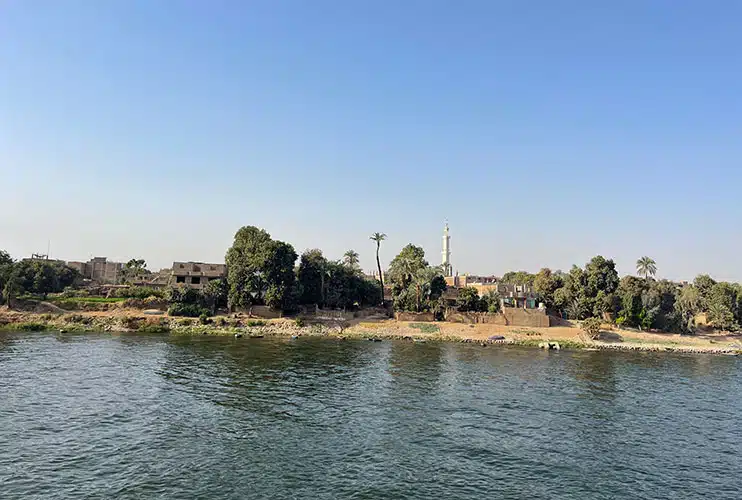 Vistas desde el crucero por el Nilo
