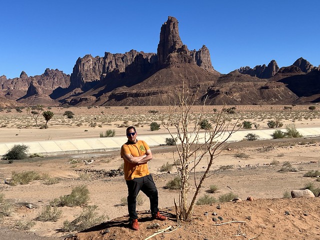 Sele en Wadi al Disah, el Monument Valley de Arabia Saudí