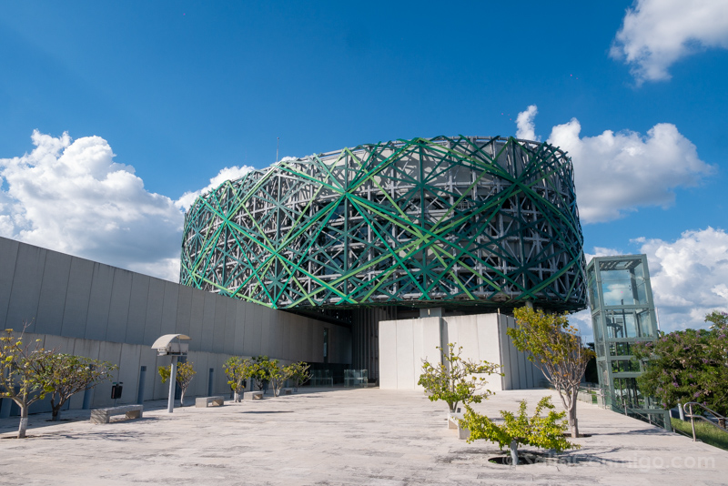 Que Ver En Merida Yucatan Gran Museo Mundo Maya Exterior