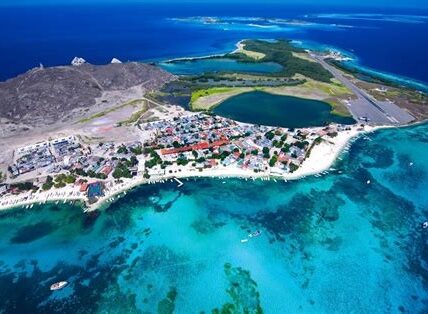 Imagen2 1 300x199 - Consejos para viajar a Los Roques, recomendaciones de hospedaje, transporte y seguridad