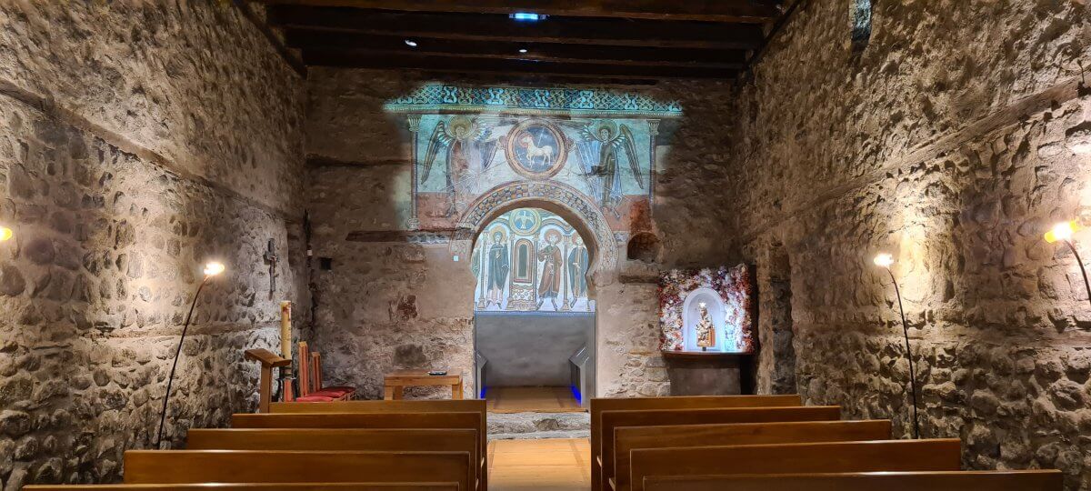 Interior de Santa Coloma