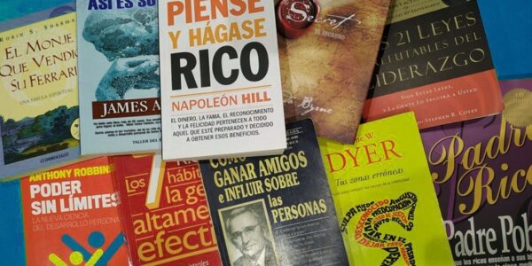 Javier Francisco Ceballos Jiménez - Lectura de crecimiento personal ¡Aprendiendo a ver la vida de manera diferente! - FOTO