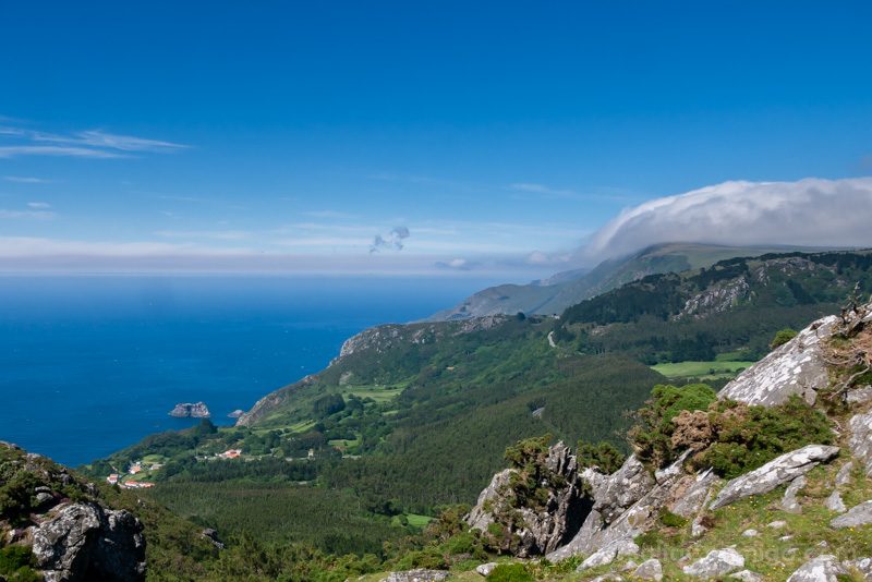 Serra da Capelada Acantilados Nubes Orograficas