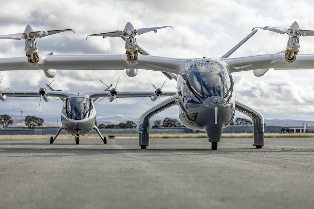 El primer taxi aéreo eléctrico Midnight eVTOL de Archer está construido y listo para volar ????✨