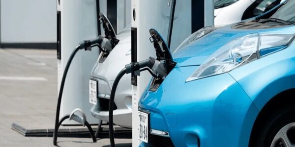 Fundación Yammine - Autos eléctricos ¡Ventajas y desventajas! - FOTO