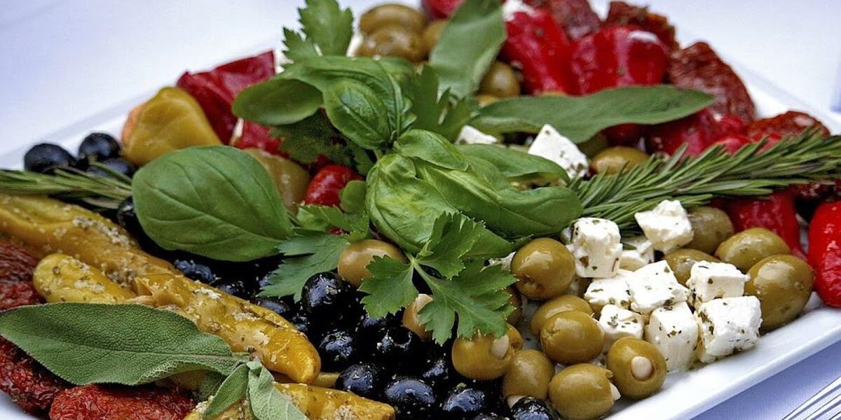 Nelson Rafael Bustamante Abidar - La gastronomía mediterránea: una variedad de sabores