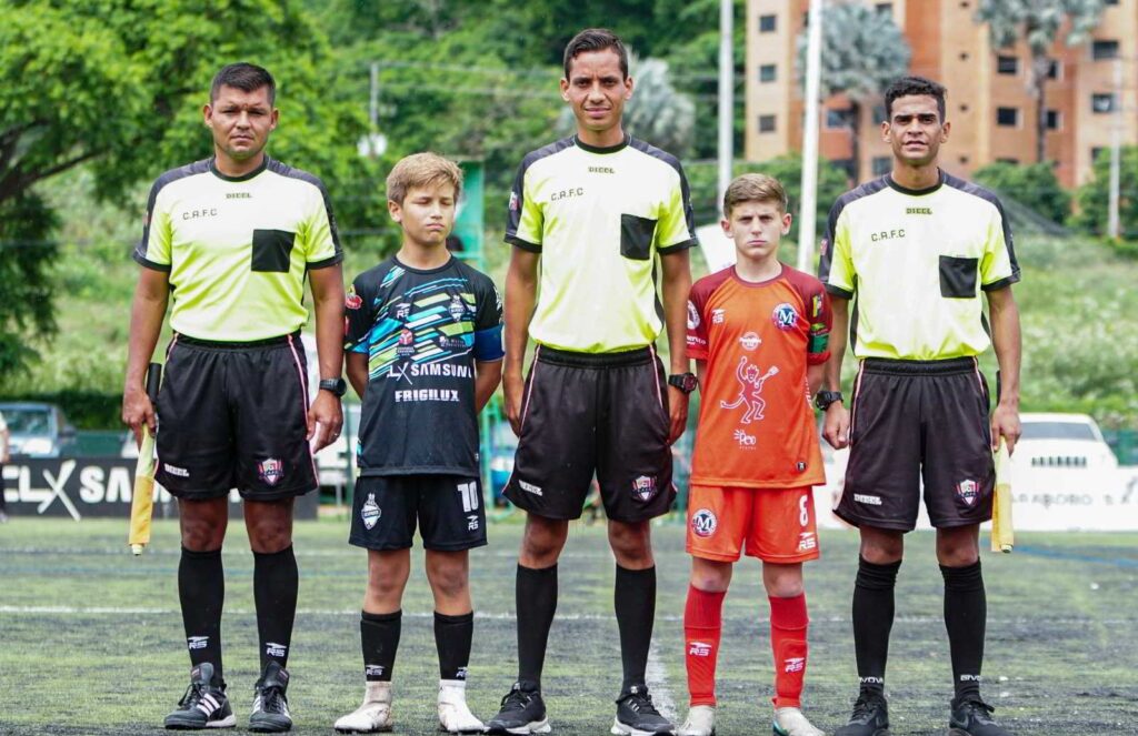 PHOTO 2023 05 22 19 06 16 1 1024x663 - Inició la Supercopa Diablitos Underwood con 400 atletas de cuatro academias