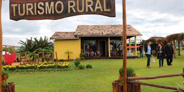 Turismo rural y cómo se puede apoyar a las comunidades locales a través del turismo