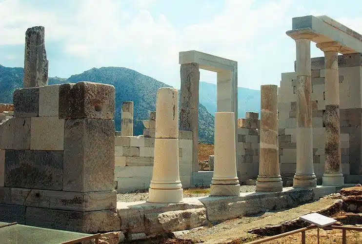 Delos