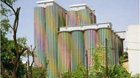 Análisis de una obra cinética en un espacio público - Los Molinos de Carlos Cruz-Diez image - Análisis de una obra cinética en un espacio público - Los Molinos de Carlos Cruz-Diez