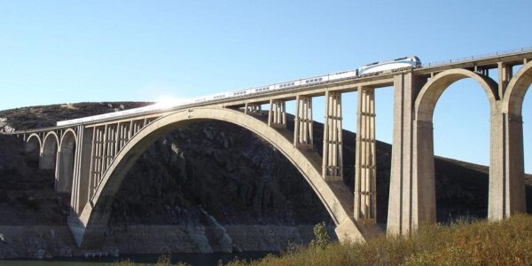 Claudio Antonio Ramírez Soto - PILPERCA - ¡Entérate! De puentes y viaductos; Sabes cuál es la diferencia - FOTO