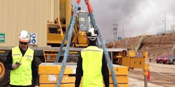 Construcciones Yamaro - Manipulación de cargas ¡Tips para hacerlo bien y evitar accidentes laborales! - FOTO