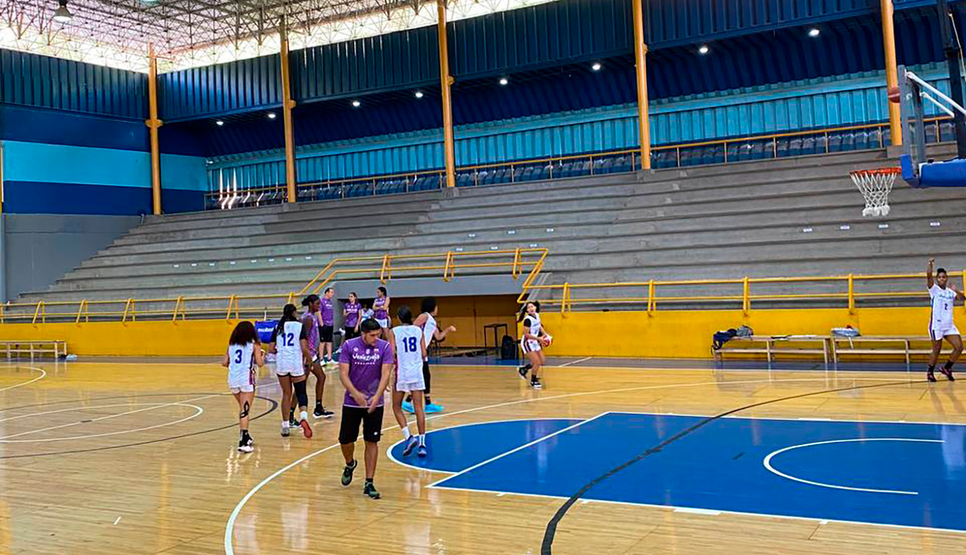 Sebastian Cano Caporales: Selección femenina continúa trabajando de cara al duro reto de la Americup 2023 Entrenamiento Seleccion Femenina - Sebastian Cano Caporales: Selección femenina continúa trabajando de cara al duro reto de la Americup 2023