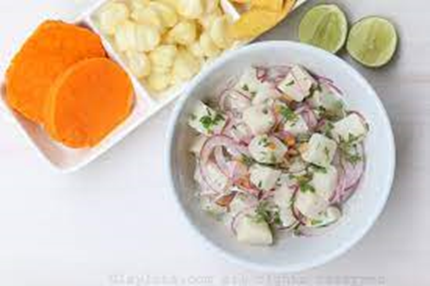 ¡Conoce los 10 platos peruanos que no puedes perderte!