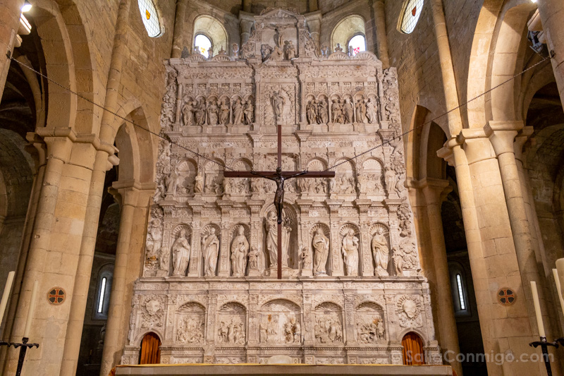Ruta del Cister Monasterio Poblet Altar