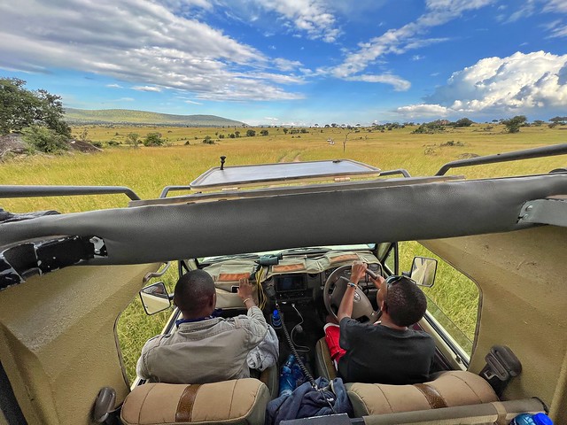 Vehículo de safari en Tanzania