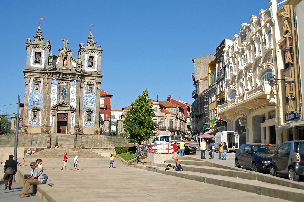 Iglesia de San Ildefonso, Barrio de Batalha, Oporto, Portugal [CC Foto: António Amen/Wikimedia Commons]