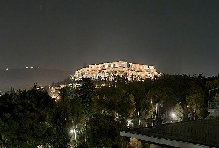 hotel-en-atenas-con-vistas-a-la-acropolis