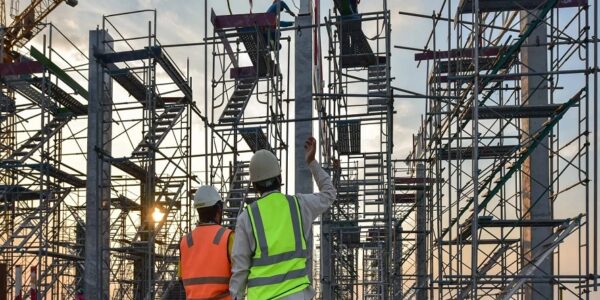 Construcciones Yamaro - Hablemos de andamios; Cómo implementar el más adecuado - FOTO