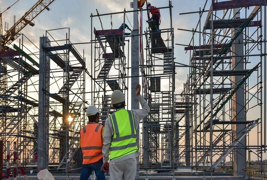 Construcciones Yamaro - Hablemos de andamios; Cómo implementar el más adecuado - FOTO