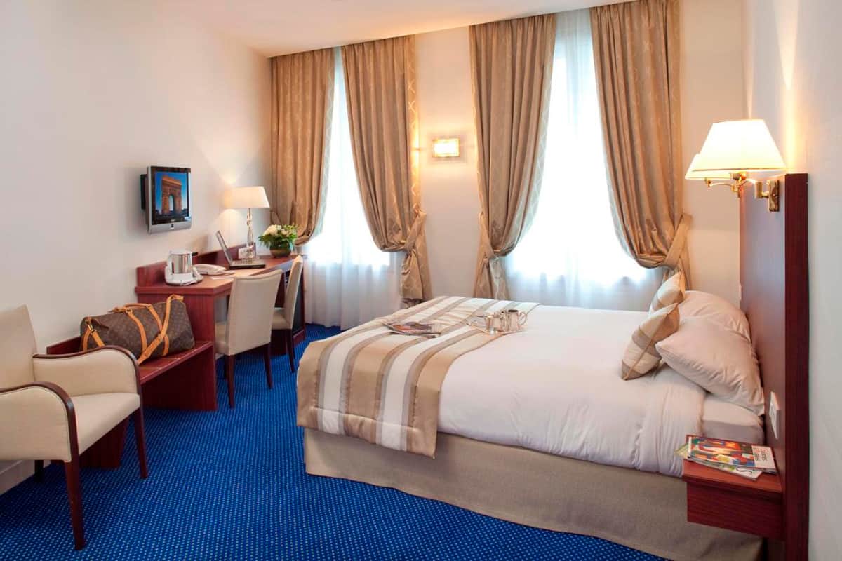 donde-dormir-en-paris,-francia,-alojamiento,-hotel,-ataltic-paris