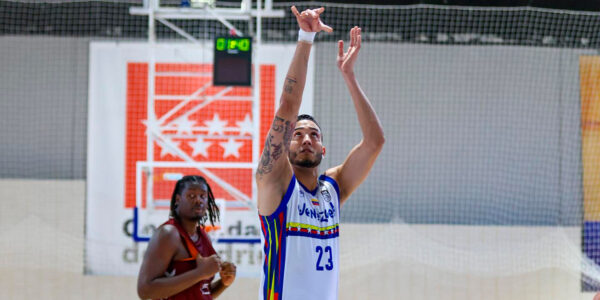 Anthony Perez - Sebastian Cano Caporales: Anthony P&eacute;rez jugar&aacute; la LUB de Uruguay con Bigu&aacute;