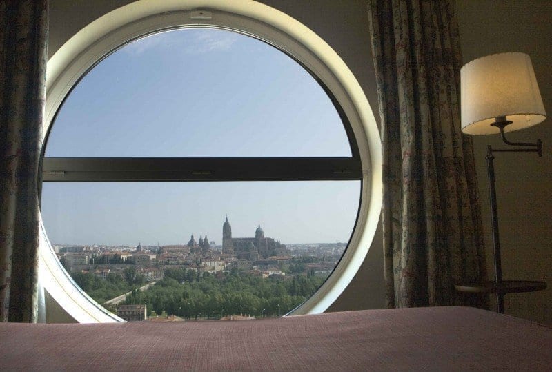 Vistas del centro de Salamanca desde una habitación del Parador → LA VIAJERA EMPEDERNIDA Vistas del centro de Salamanca desde una habitación del Parador