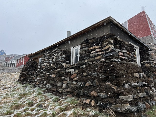 Casa de turba en Uummannaq (Groenlandia)