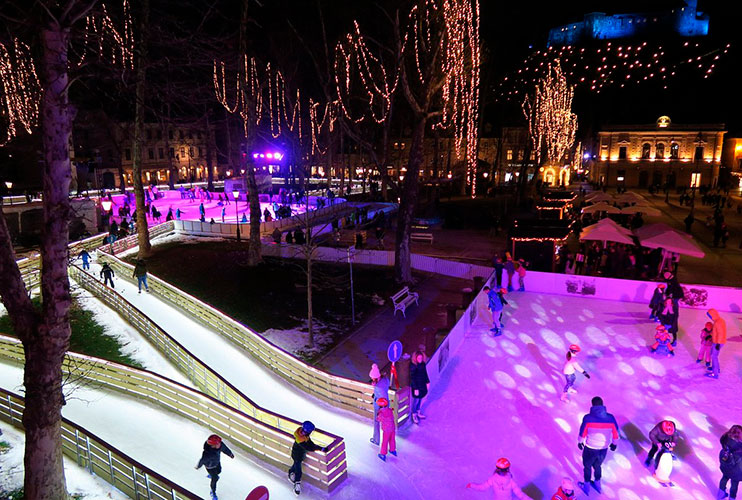 Pista de patinaje sobre hielo Ice Fantasy