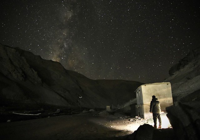 Sele ante la vía láctea desde Ladakh
