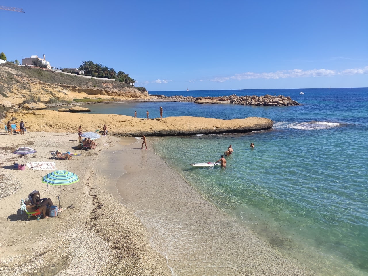 cala de aguas transparentes